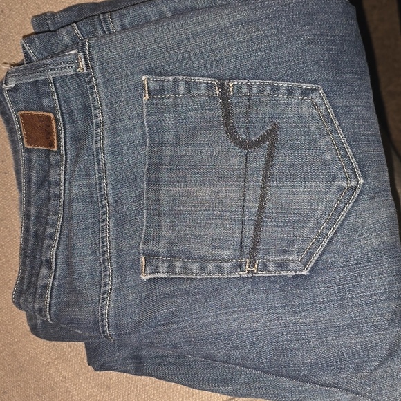 American eagle - Picture 2 of 4